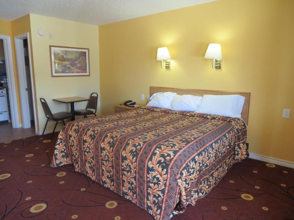 Americas Best Value Inn Weatherford Room photo